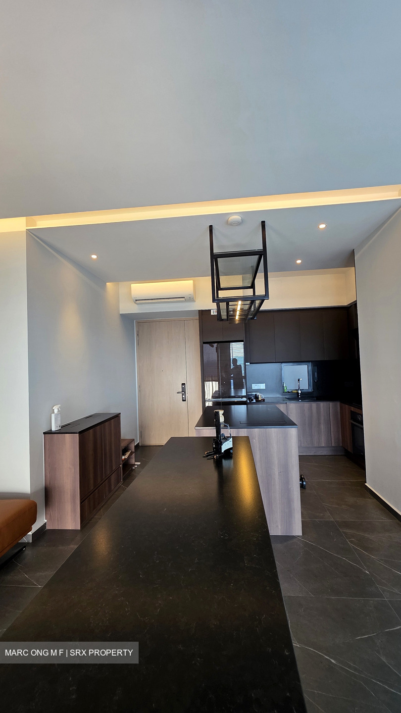 J Gateway (D22), Condominium #592470531